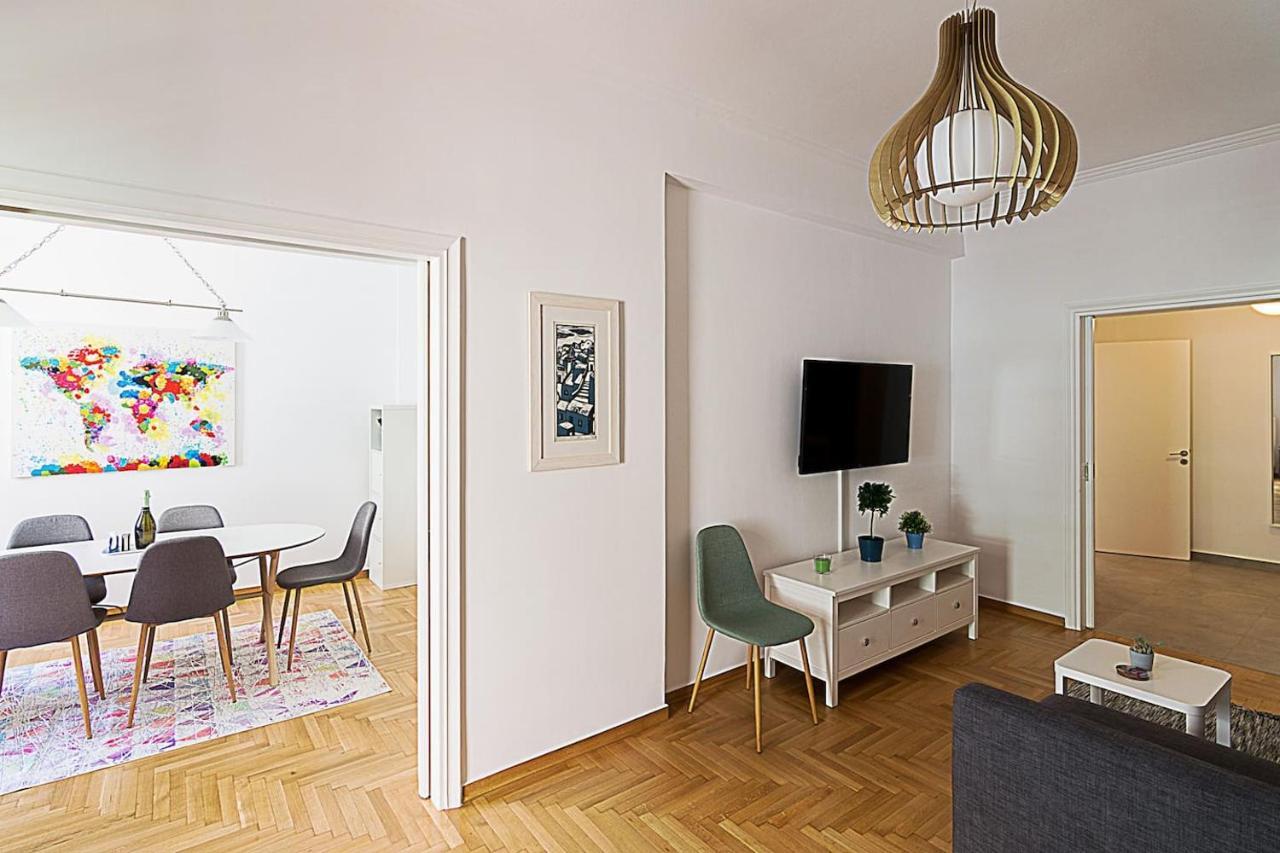 Spacious Two Bedroom Apartment In Central Location Aten Exteriör bild