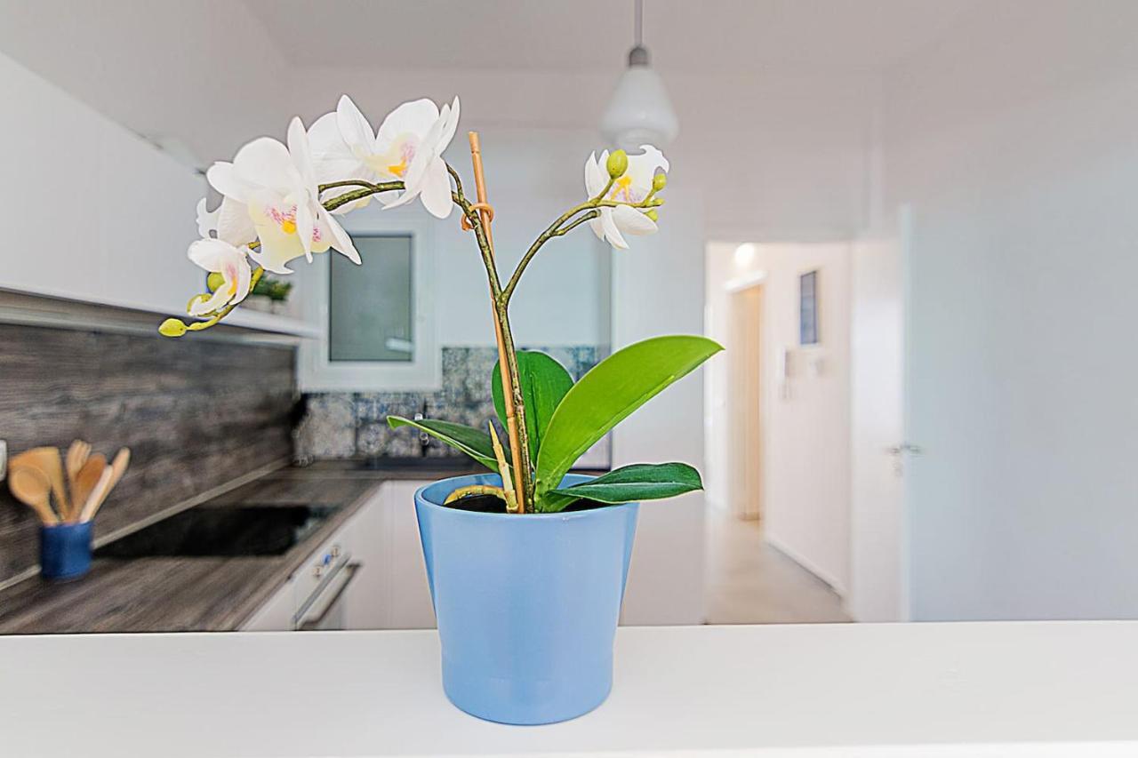 Spacious Two Bedroom Apartment In Central Location Aten Exteriör bild