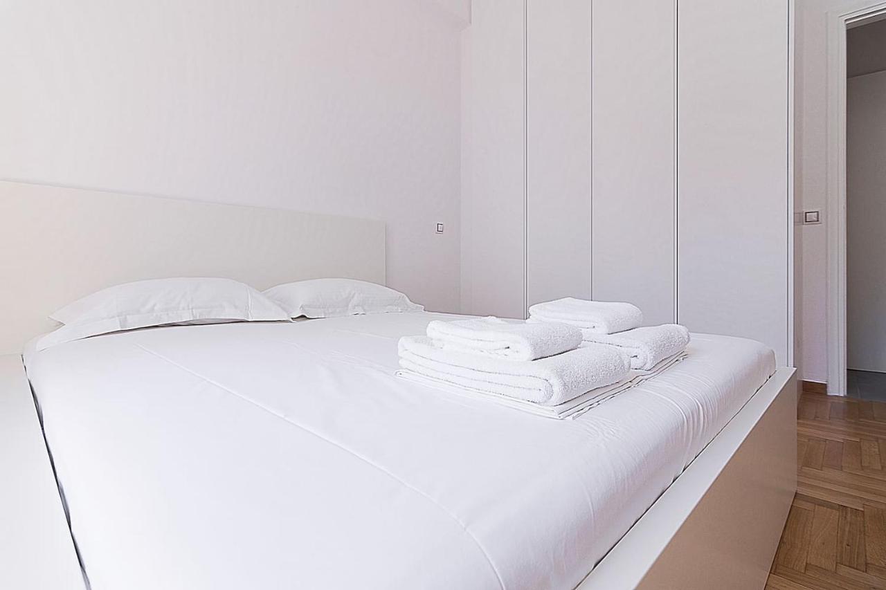 Spacious Two Bedroom Apartment In Central Location Aten Exteriör bild